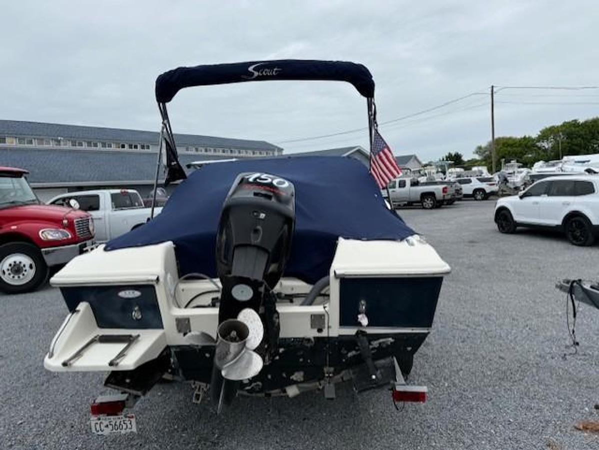 Used 2006 Scout 205 Dorado