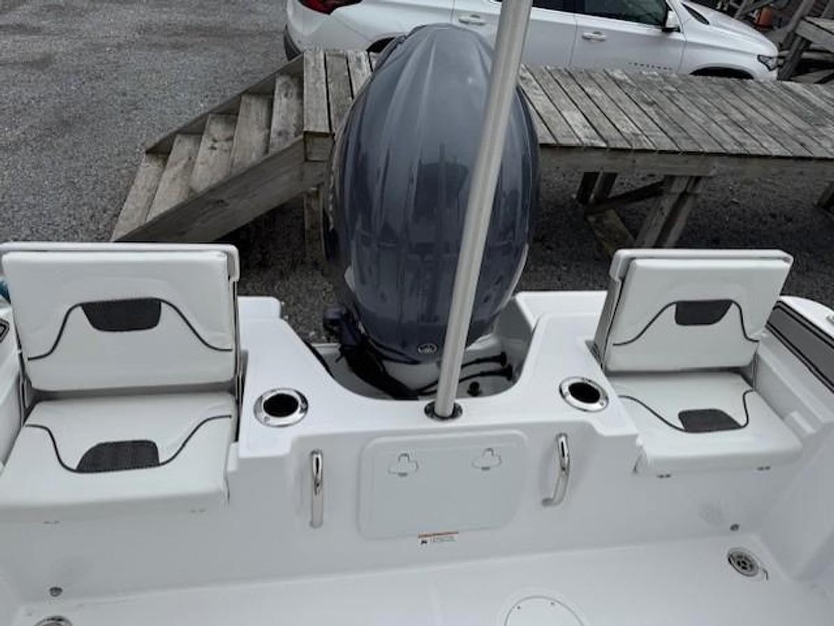 2026 Wellcraft 202 Fisherman