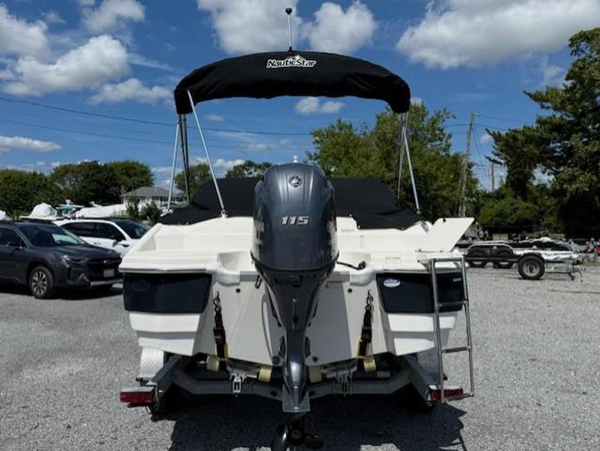 Used 2017 NauticStar 203 DC Sport Deck Boat