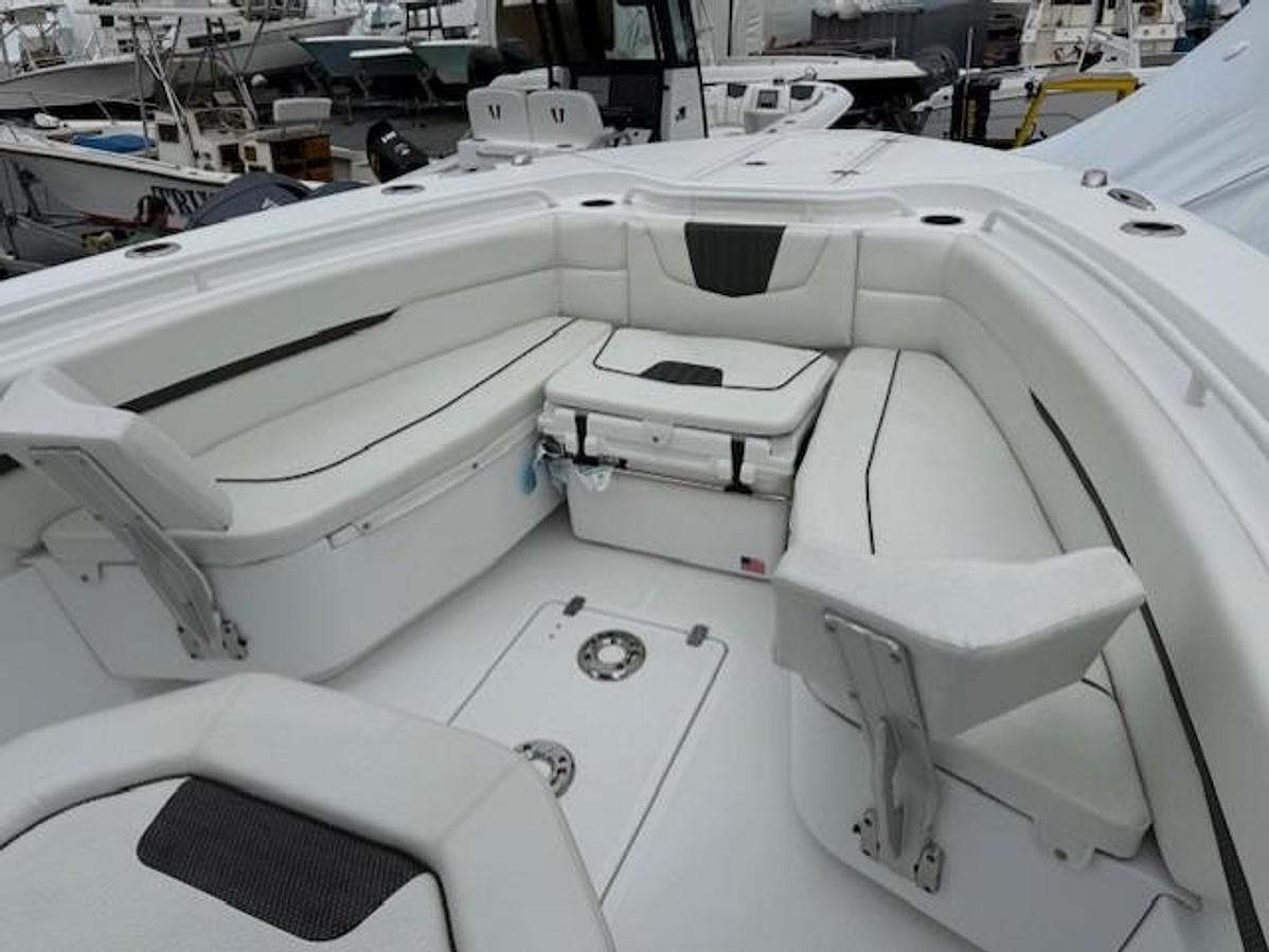 2024 Wellcraft 302 Fisherman