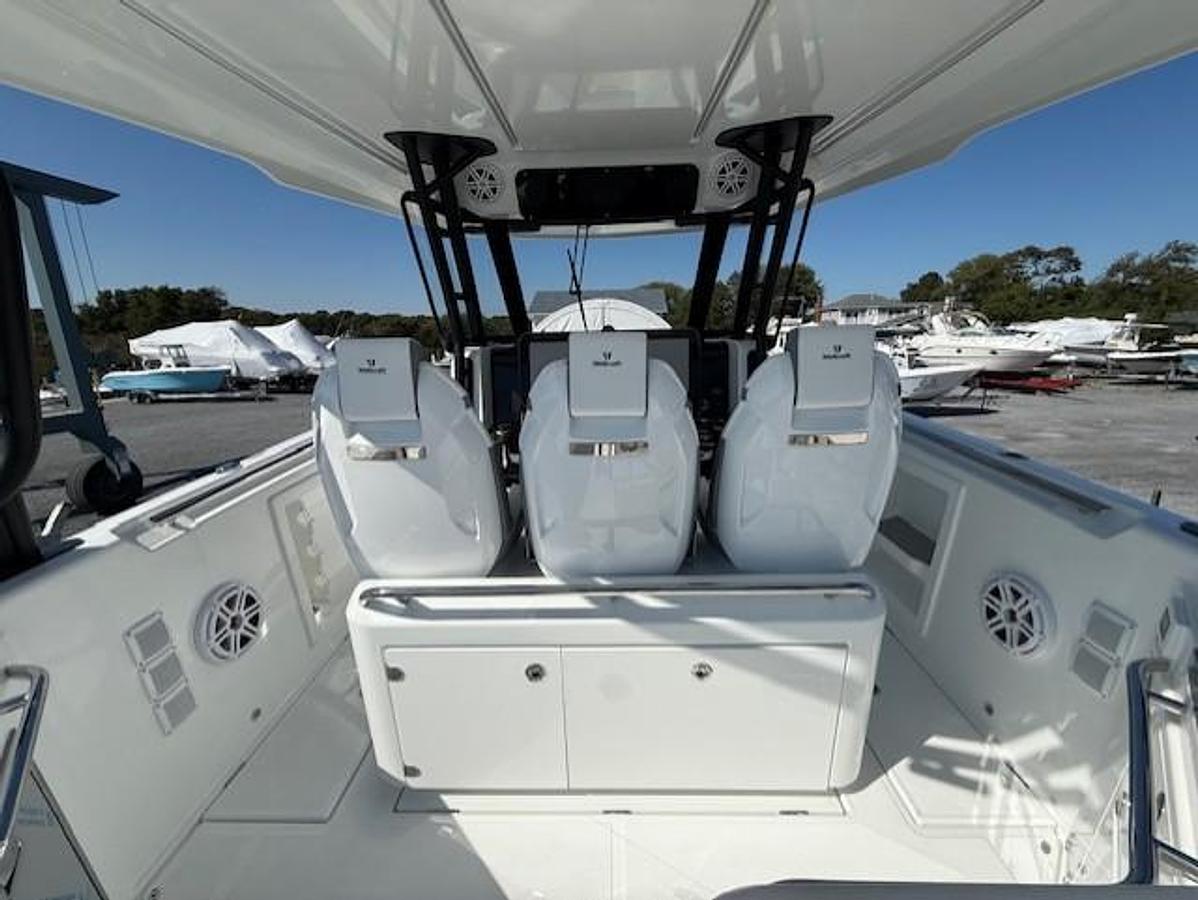 2026 Wellcraft 38 T-Top