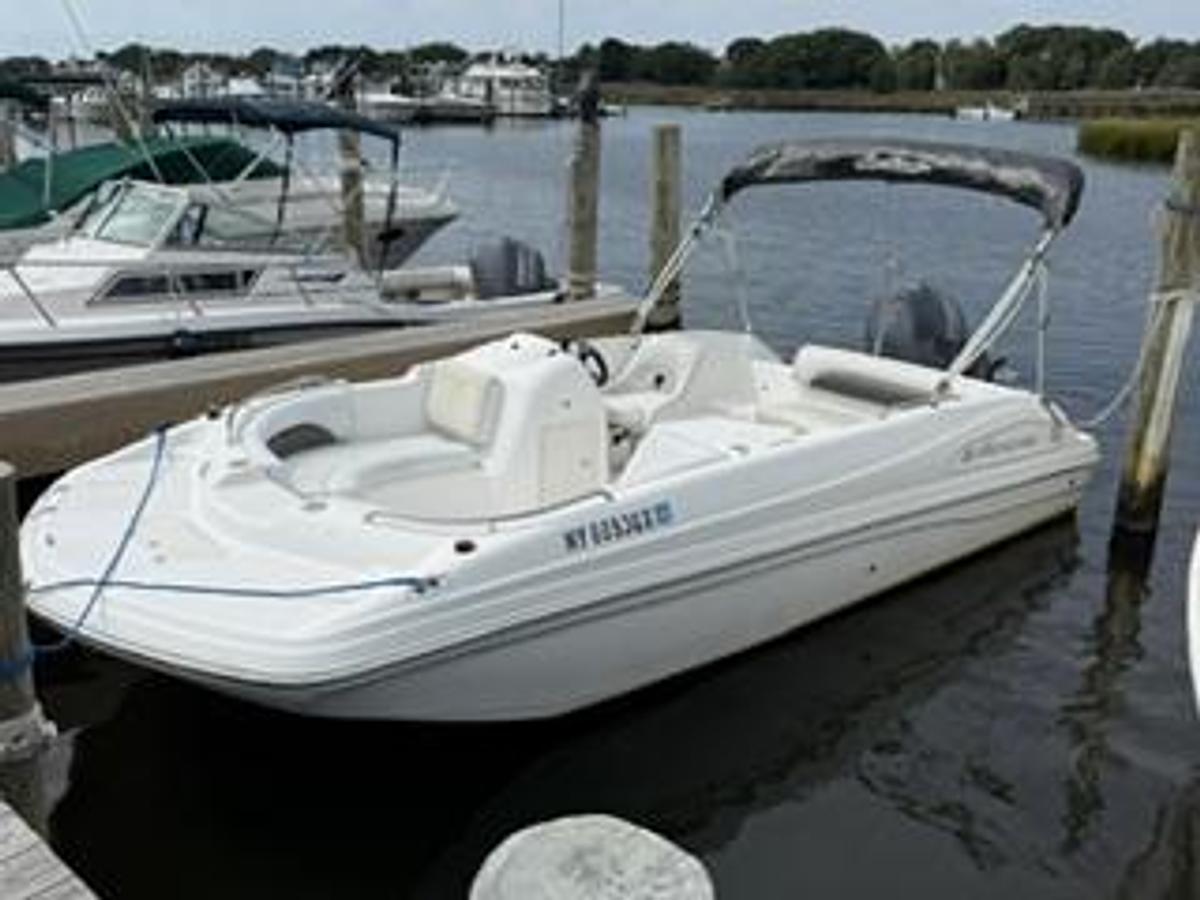 Used 2013 Hurricane 188 Sport Deck Boat