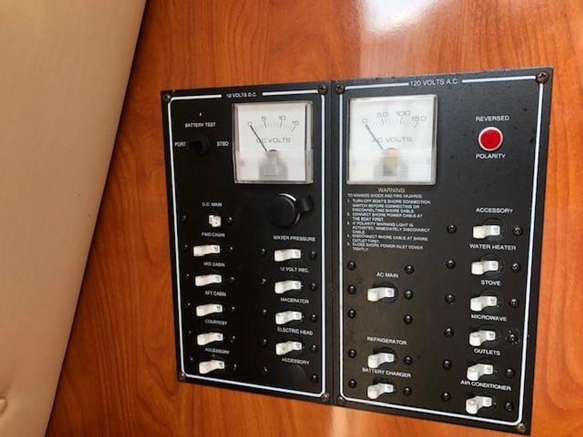 Used 2008 Glastron GS 259