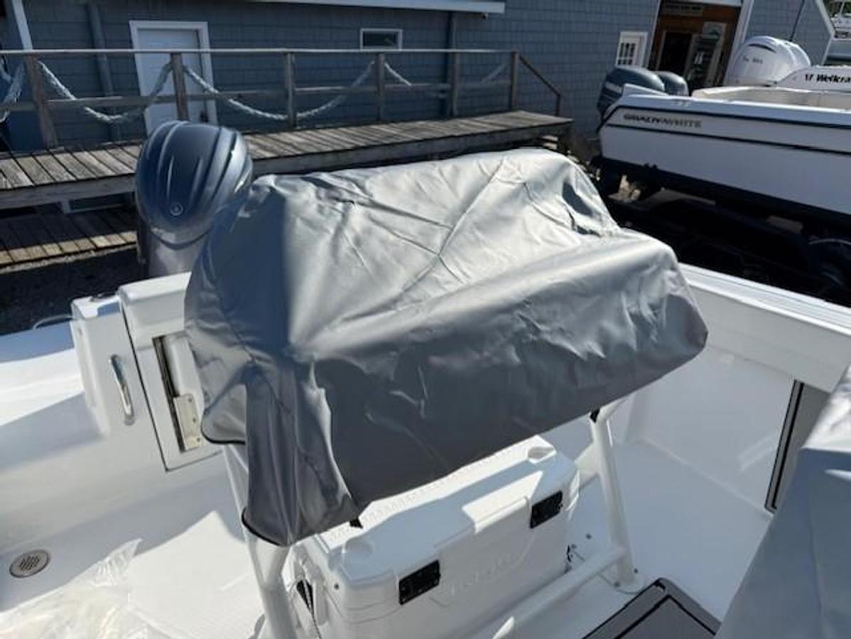 2025 Wellcraft 223 Fisherman