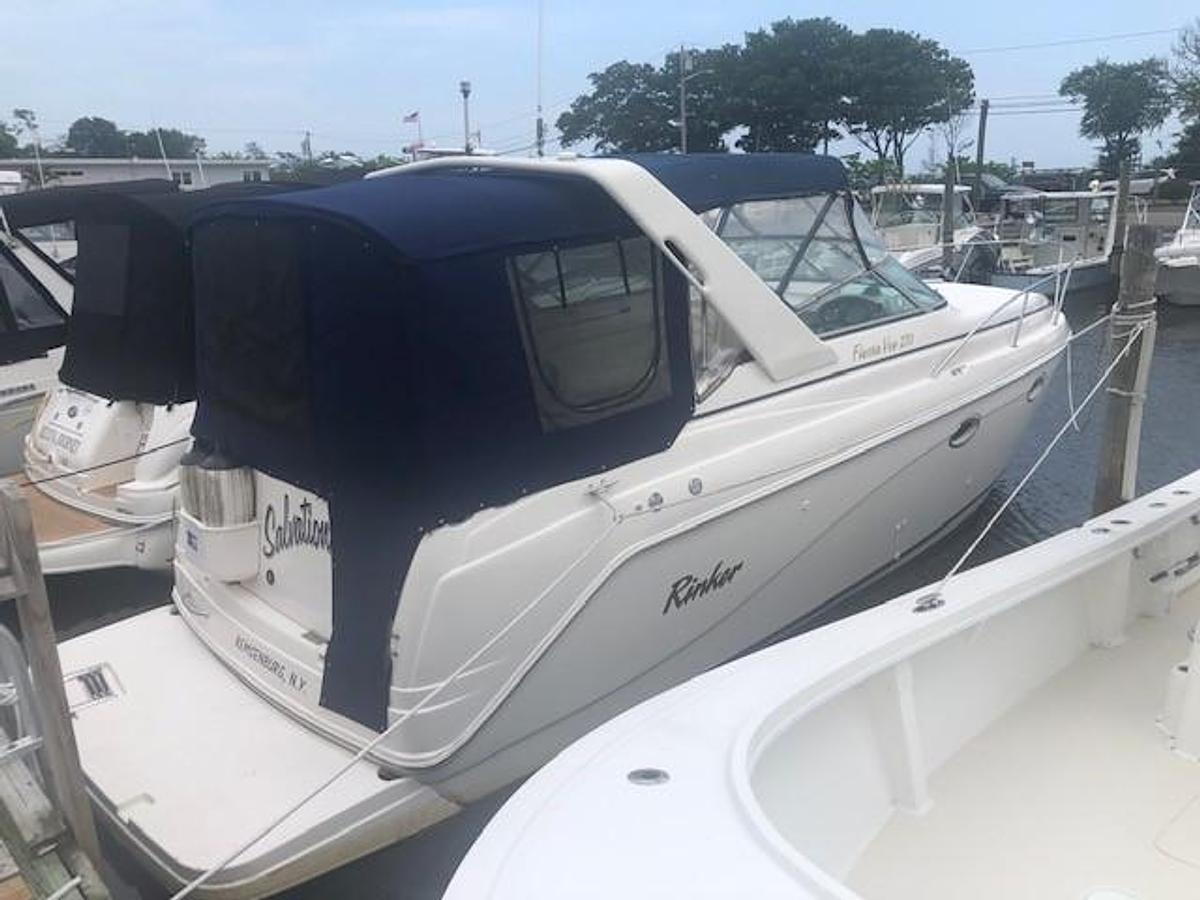 Used 2003 Rinker Fiesta Vee 270