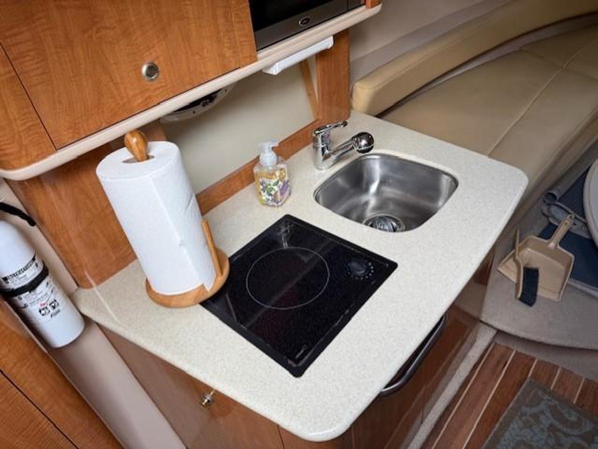 Used 2002 Maxum 2700 SCR