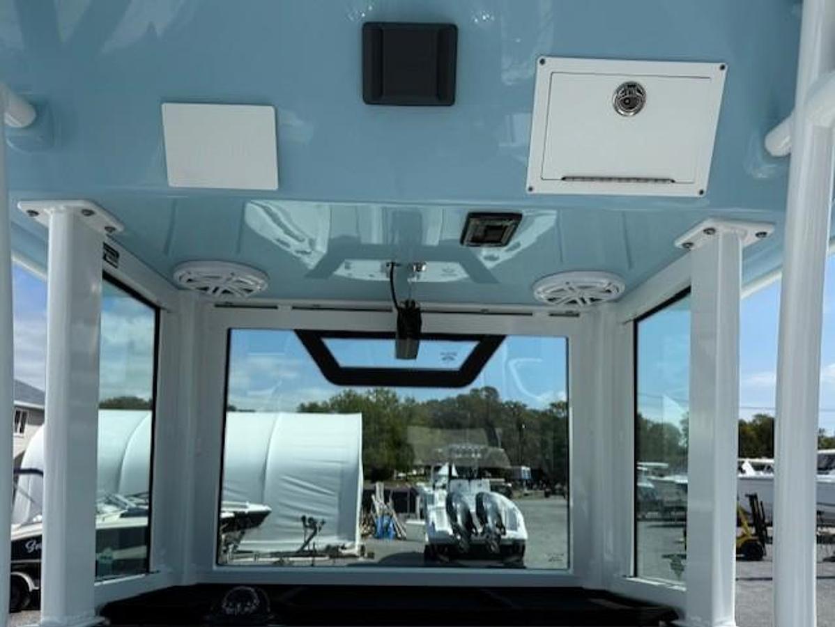 2025 Wellcraft 243 Fisherman