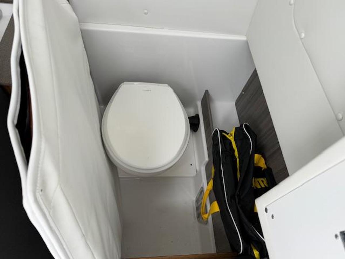 2026 Wellcraft 302 Fisherman