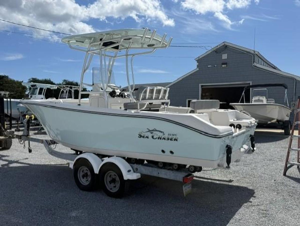 2027 Sea Chaser 22 HFC