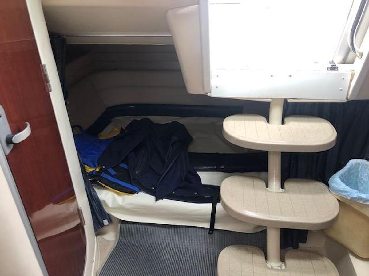 Used 2001 Wellcraft 3300 Martinique