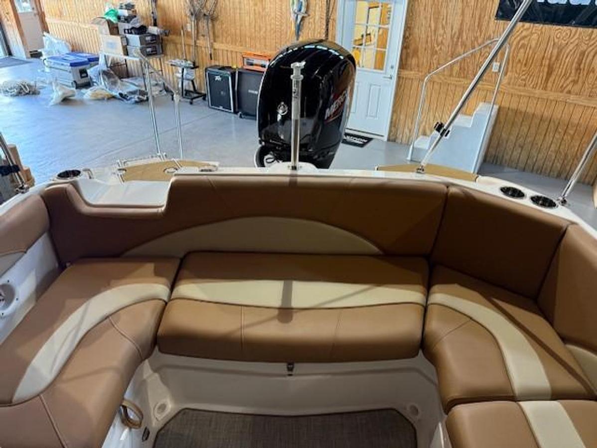 2023 NauticStar 203 DC Sport Deck Boat