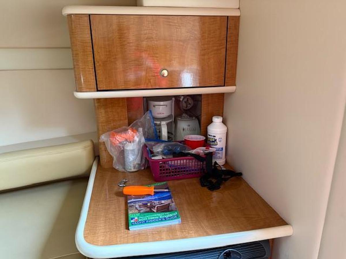 Used 2002 Maxum 2700 SCR