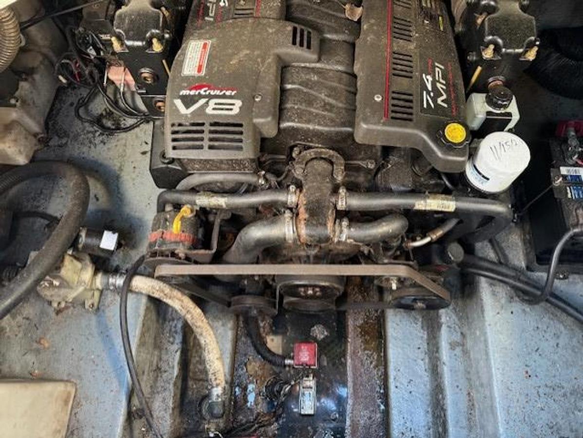 Used 1999 Sea Ray 260 Sundancer