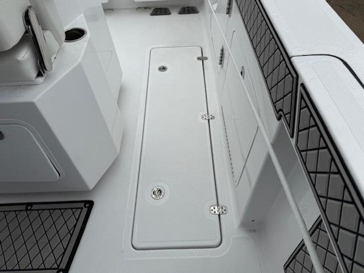 2026 Wellcraft 302 Fisherman