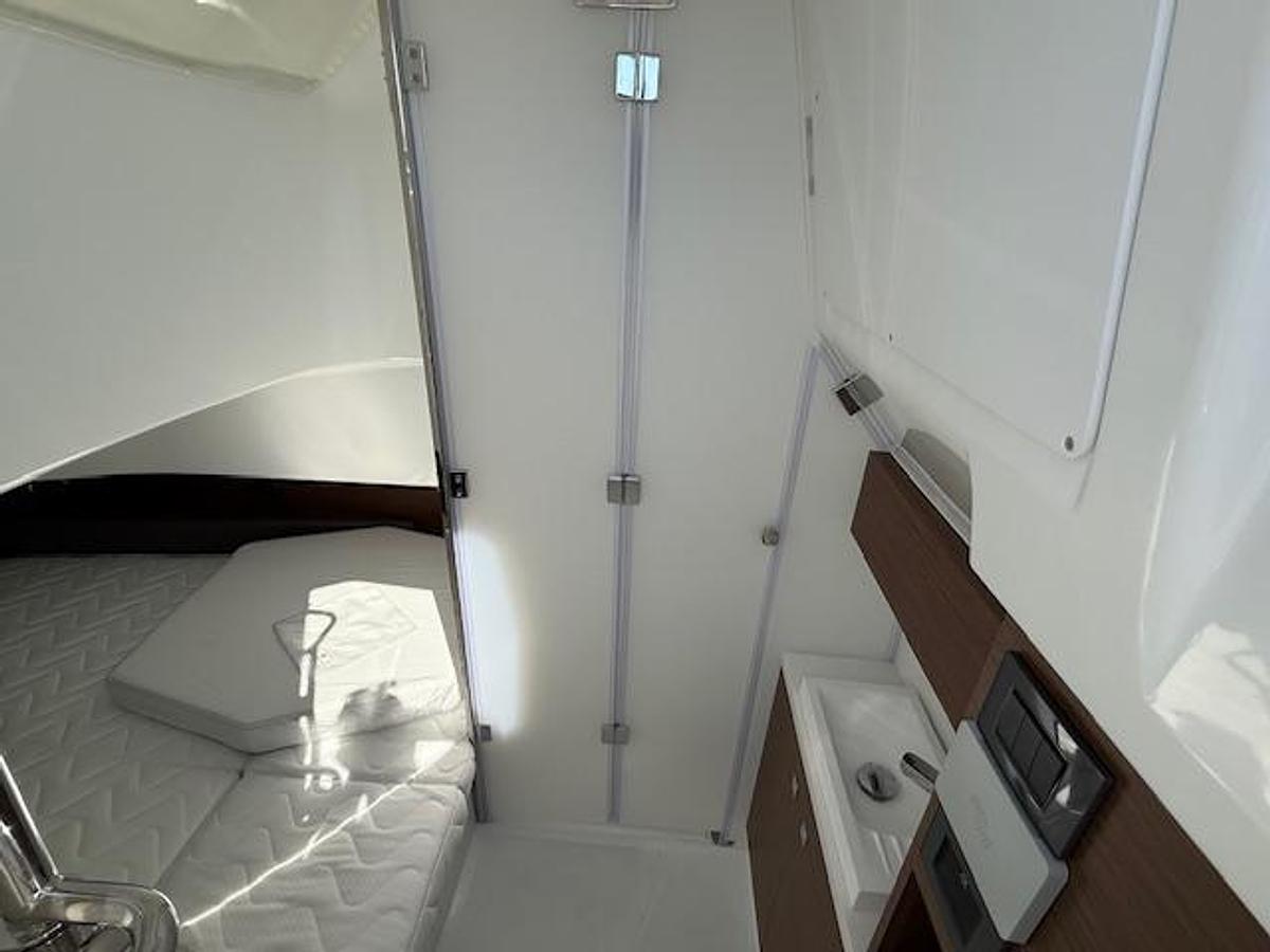 2026 Wellcraft 38 T-Top