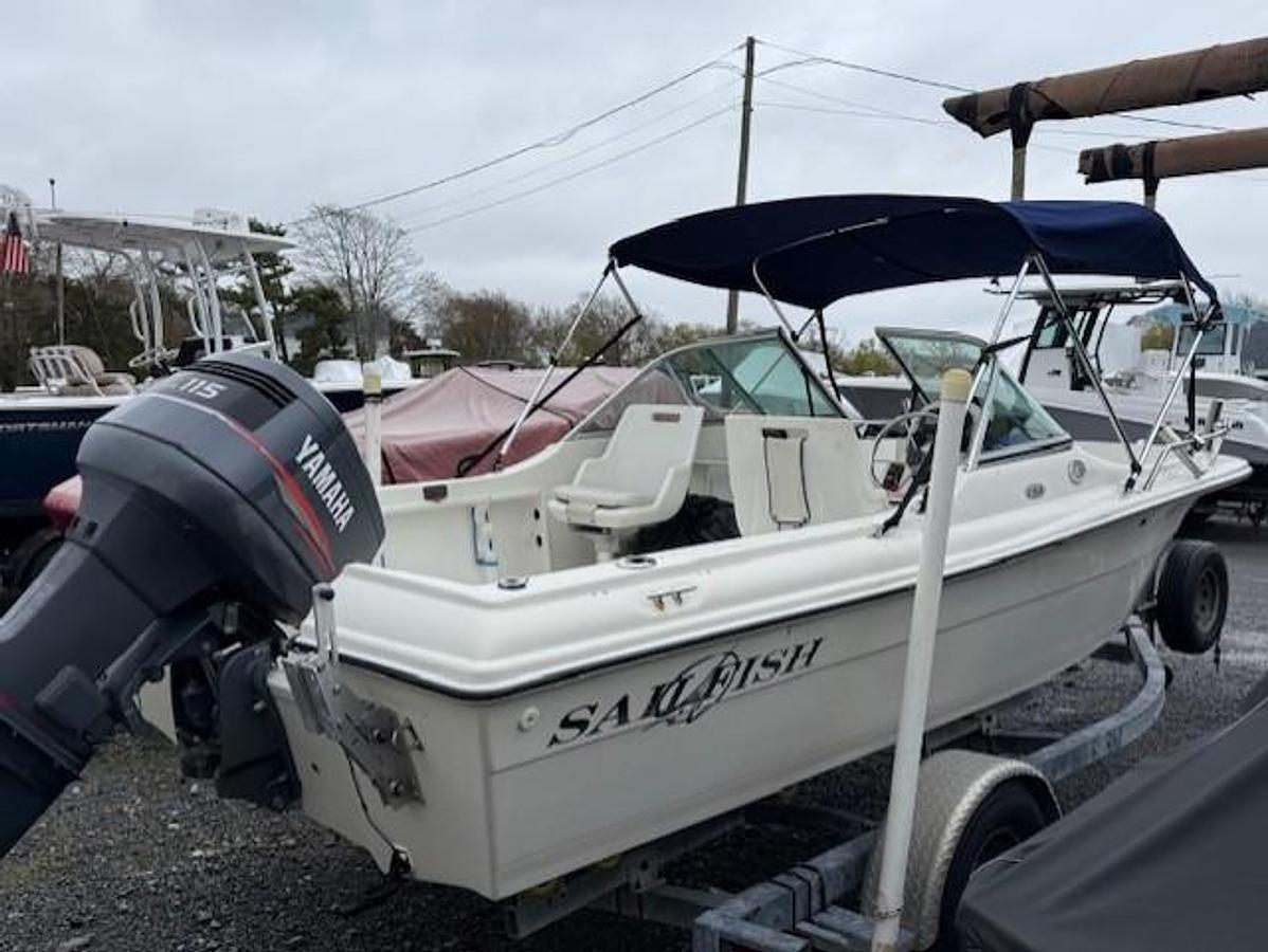 Used 2001 Sailfish 198 DC