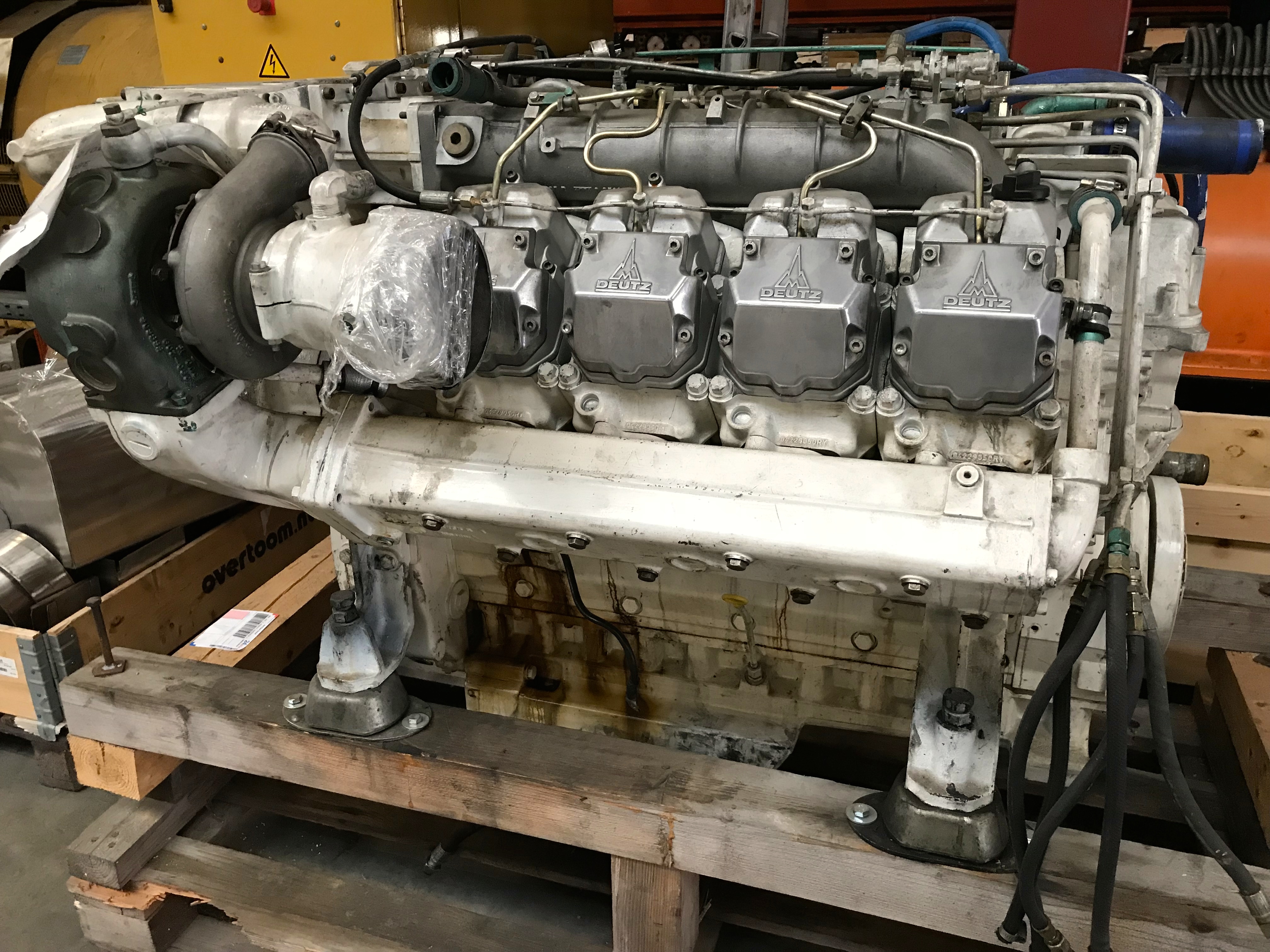 Used 2000 DEUTZ BF8M1015 MC