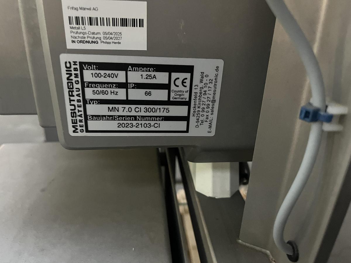 Used Mesutronic METRON 07 CI 300/125 Metal Detector