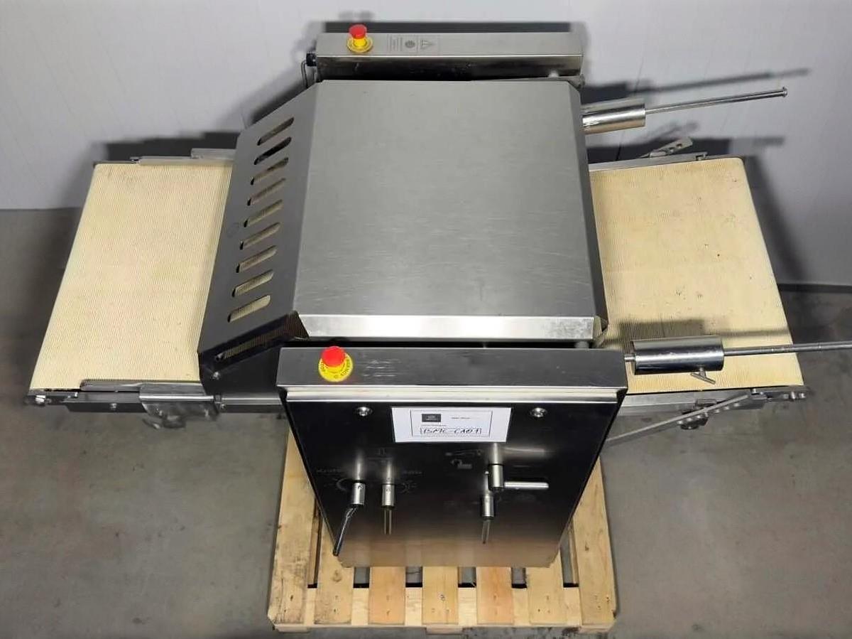 Used CARNITECH (Marel) CBF 495 Twin Skinning Machine