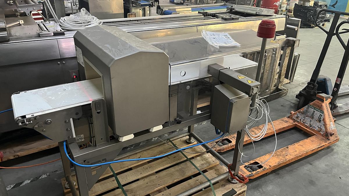 Used Mesutronic METRON 07 CI 300/125 Metal Detector