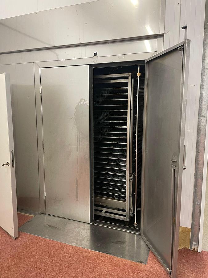 Used 2014  Protech  6-trolley heating/cooling smokehouse