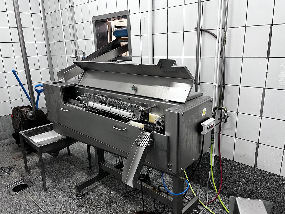 Used EMF Complete poultry processing plant 4000 BPH