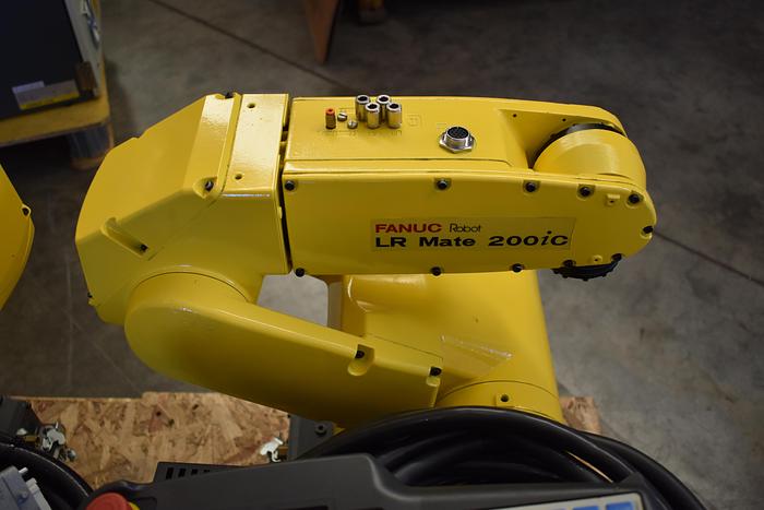 Refurbished Fanuc LR Mate 200iC Industrial Robot with R-30ia Controller