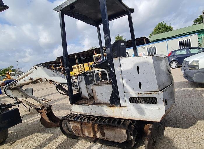Usato 1987 Mini Excavator BOBCAT 120