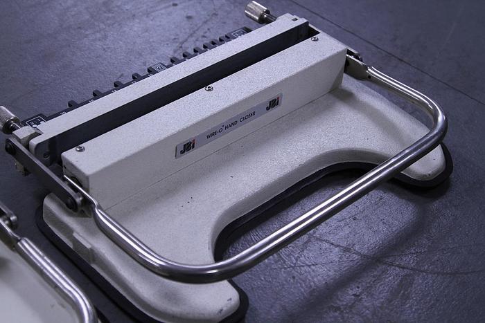 Used James Burn Wire-O Hand Closer