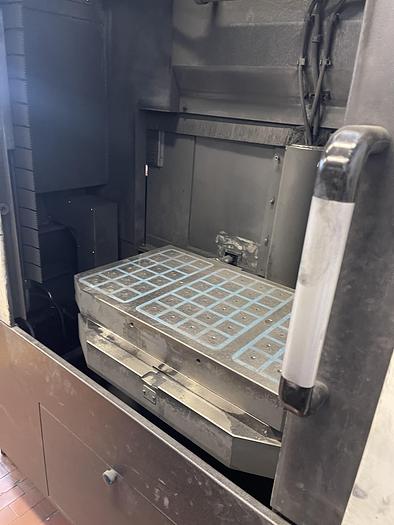 Ottime Centro di Lavoro Verticale con Rotopallet HYUNDAI WIA F500D