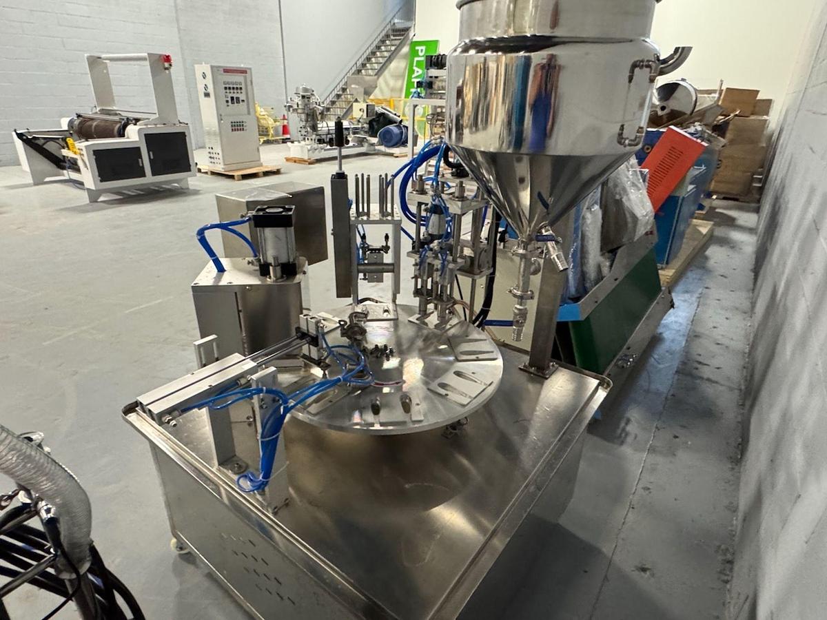 Used Automatic Spoon Filling and Sealing Production Line