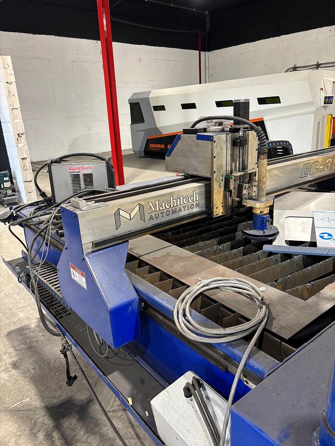 D'occasion 2015 Machitech Automation EC-300 CNC Plasma Cutting Table – 5' x 5' – Hypertherm Powermax45 Included