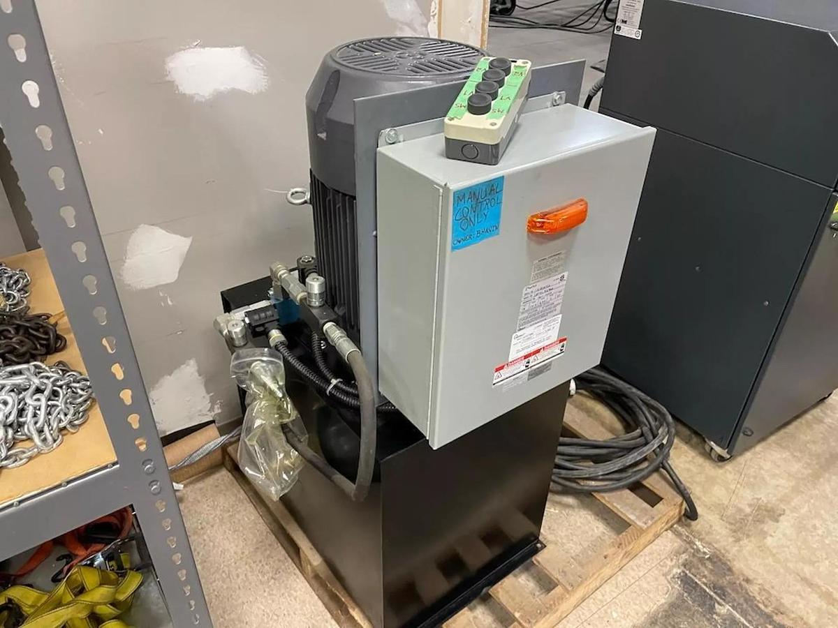 Used Hydraulic Power Unit Pentalift 15 HP 575V 3PH with pendant control