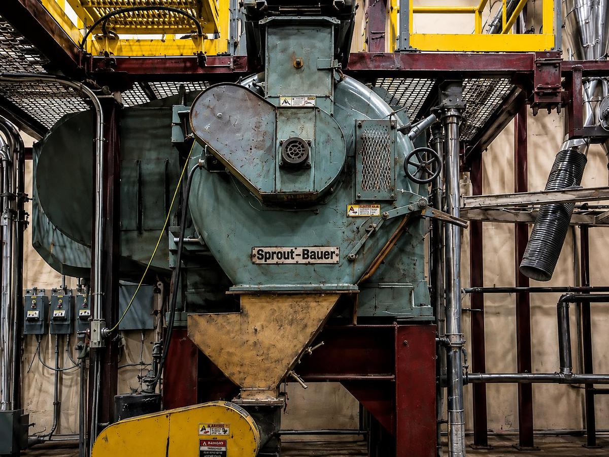 Rénové Complete Sprout-Bauer Pelletizing Line – 501GPM Pellet Mill + DSF 15x18 Grinder + Sterling Blower + Spare Parts
