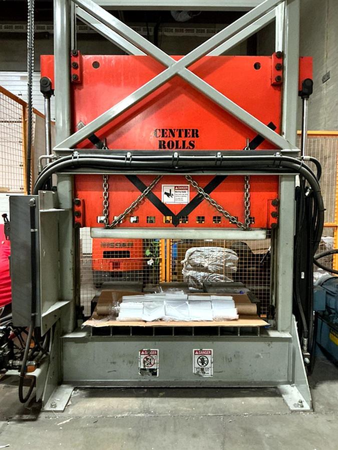 D'occasion 2012 James Brinkley J7 60 x 48 Hydraulic Guillotine Roll Splitter – 30 HP