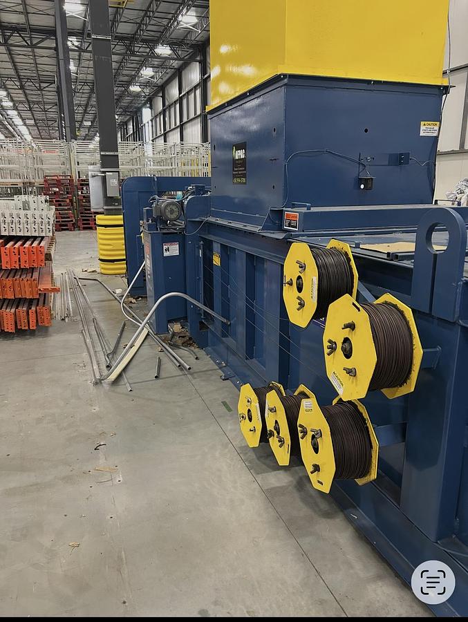 D'occasion Balemaster AT-1-52A Horizontal Auto-Tie Baler