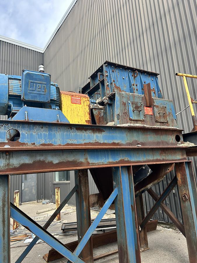 Used Hammer Mill 200 HP