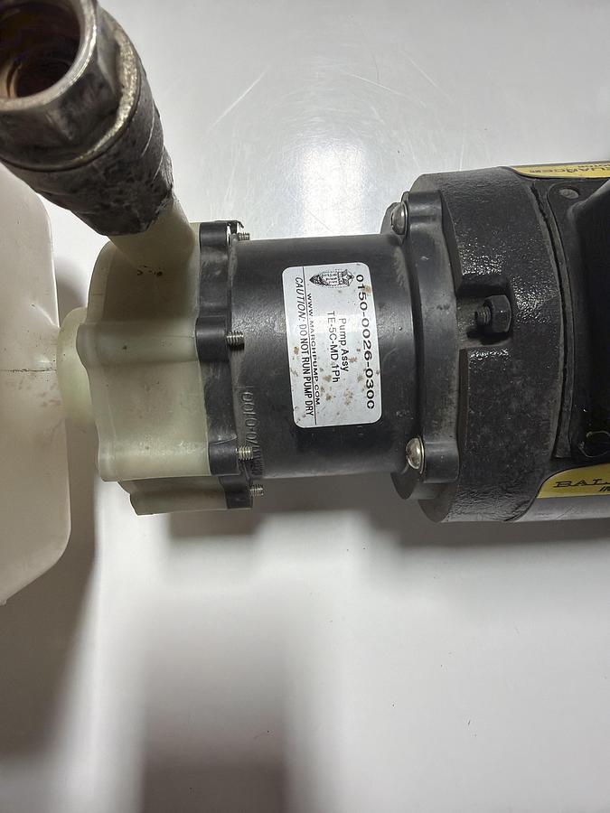 Used Industrial electric pump with integrated reservoir