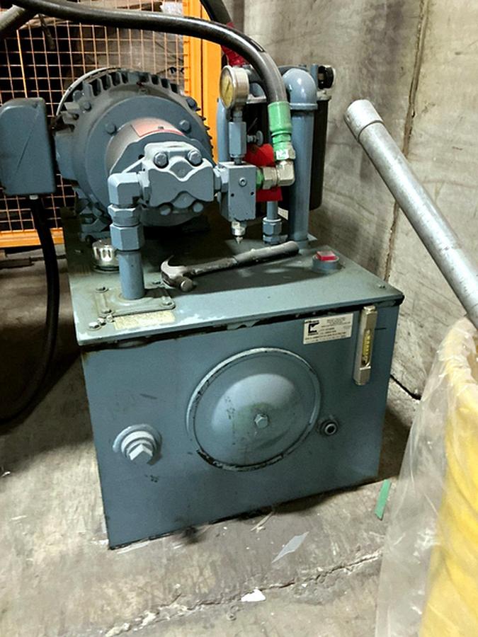 D'occasion 2012 James Brinkley J7 60 x 48 Hydraulic Guillotine Roll Splitter – 30 HP