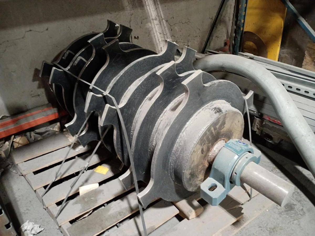 Used Shredder Blade Shaft
