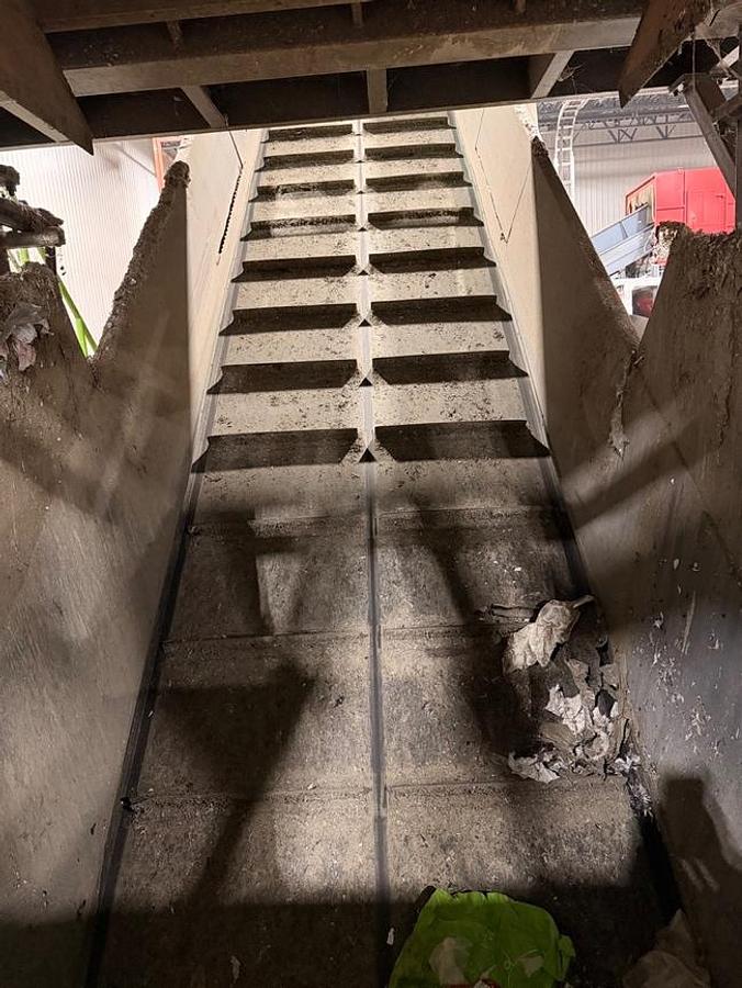 D'occasion Shredder Discharge Conveyor