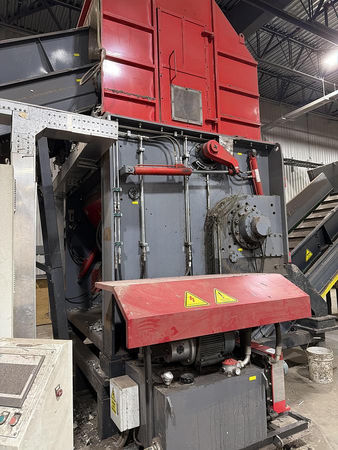 D'occasion Single Shaft Shredder 175HP