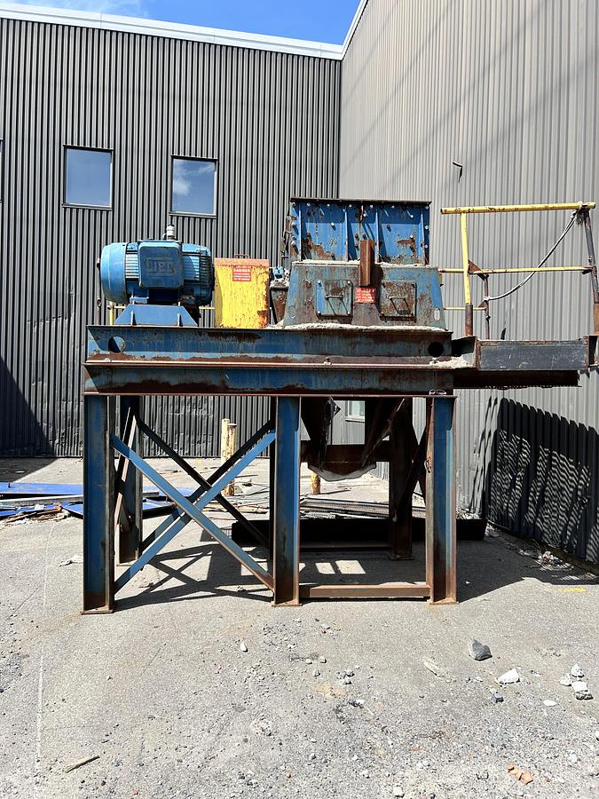 Used Hammer Mill – WEG TEFC Motor 200 HP - Used