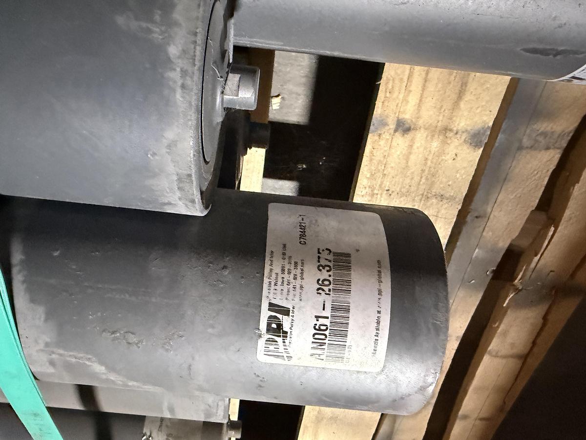 Used Heavy-Duty Steel Conveyor Rollers and Idlers 27 inch