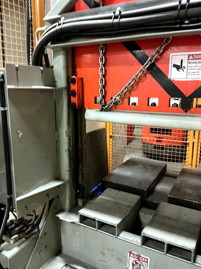 D'occasion 2012 James Brinkley J7 60 x 48 Hydraulic Guillotine Roll Splitter – 30 HP