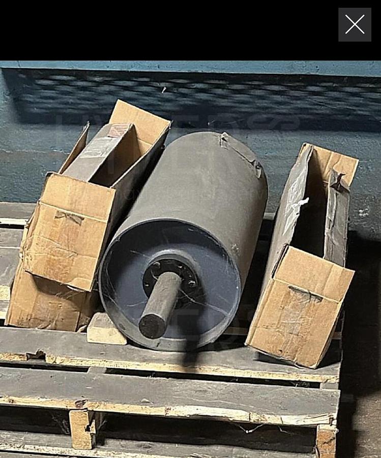 Used Heavy-Duty Steel Conveyor Rollers and Idlers 27 inch