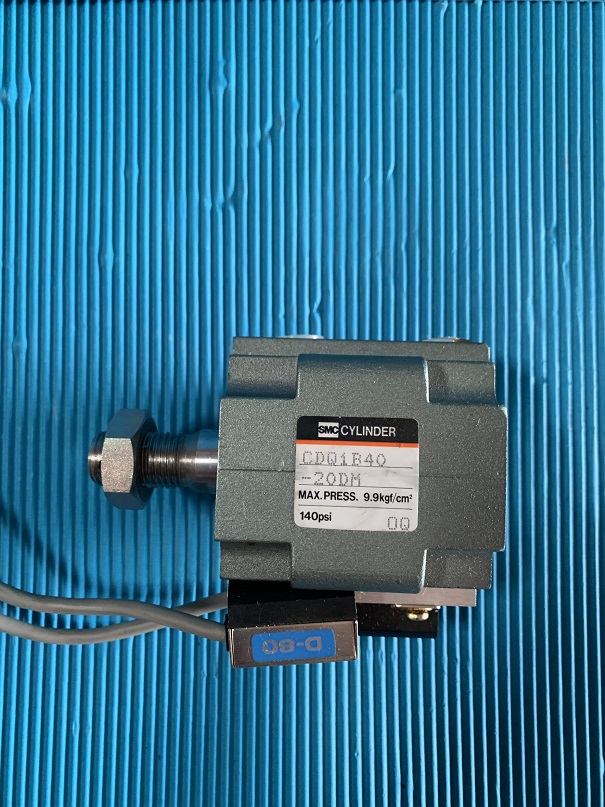 Used SMC Air Cylinder CDQ1B40-20DM