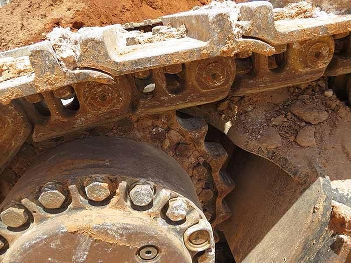 Used 2017 CATERPILLAR 374FL