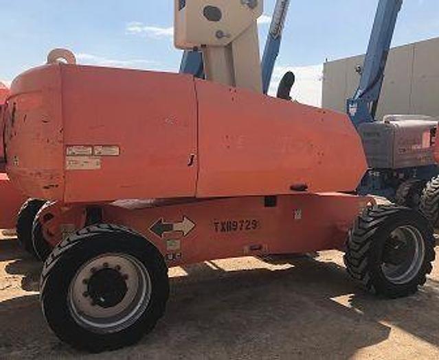 Used 2011 JLG 860SJ