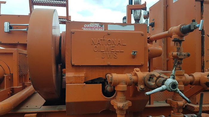 Used 2002 WELCAN 4 Axle Carrier Style Oilfield Pump / Kill Truck